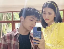 Ruben Onsu dan Sarwendah Hadiri Wisuda Sekolah Betrand Peto