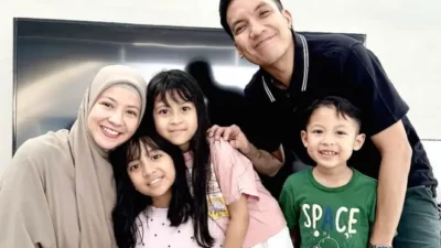 Alasan Miskha Anak Desta Mahendra Pengin Umrah meski Baru 7 Tahun