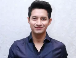 Biodata dan Agama Chand Kelvin, Akto Lamanya