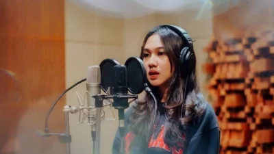 Raissa Ramadhani Luapkan Emosi saat Nyanyikan Soundtrack Laura